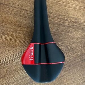 Fizik Antares VSX K:ium Saddle
